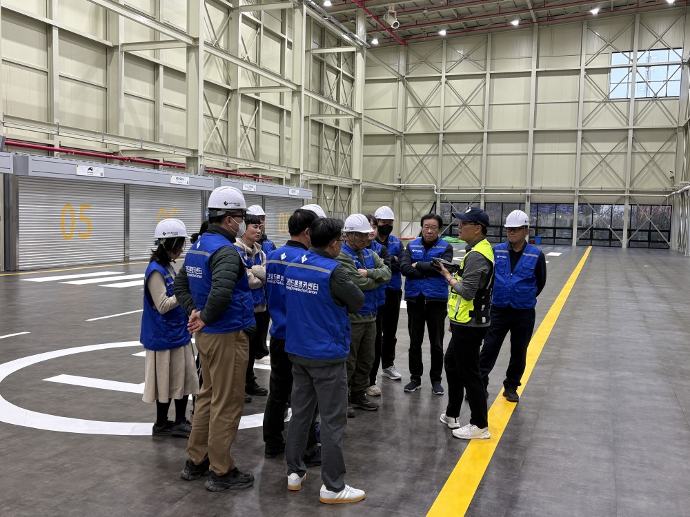 abb1805f613fb907cb44e4b0b3b89a85_1764551623_4983.jpg